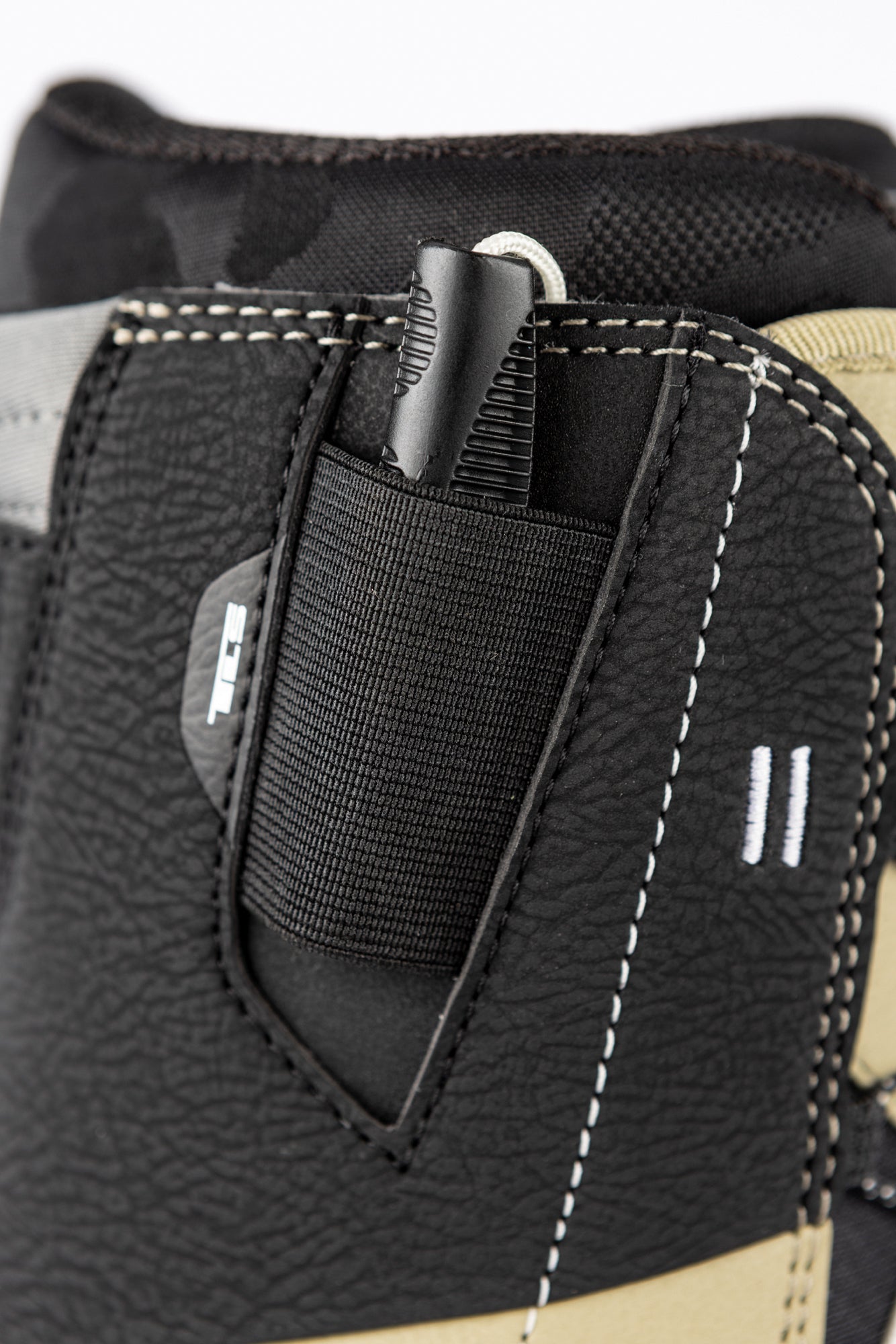 VENTURE STEP ON TLS 2026