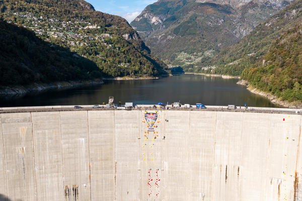 Jessica Pilz and Jakob Schubert take epic Red Bull Dual Ascent victory