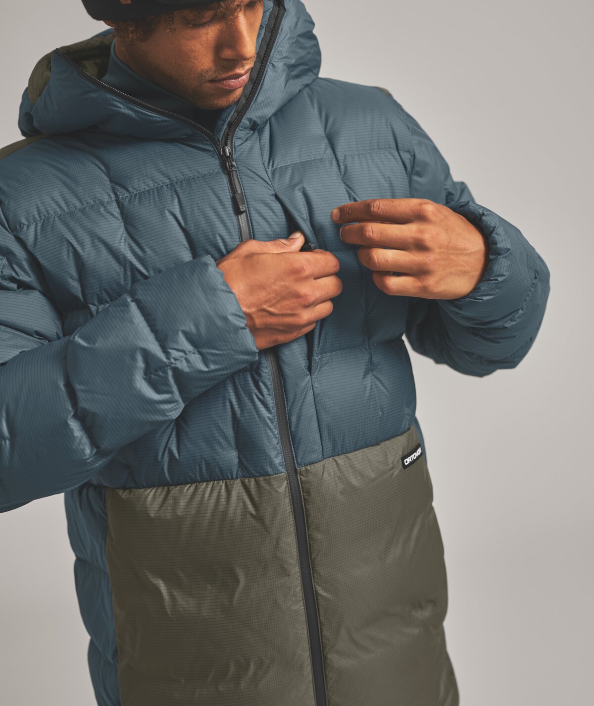 Ortovox Downwool 270 Jacket Men's in Dark Arctic Grey