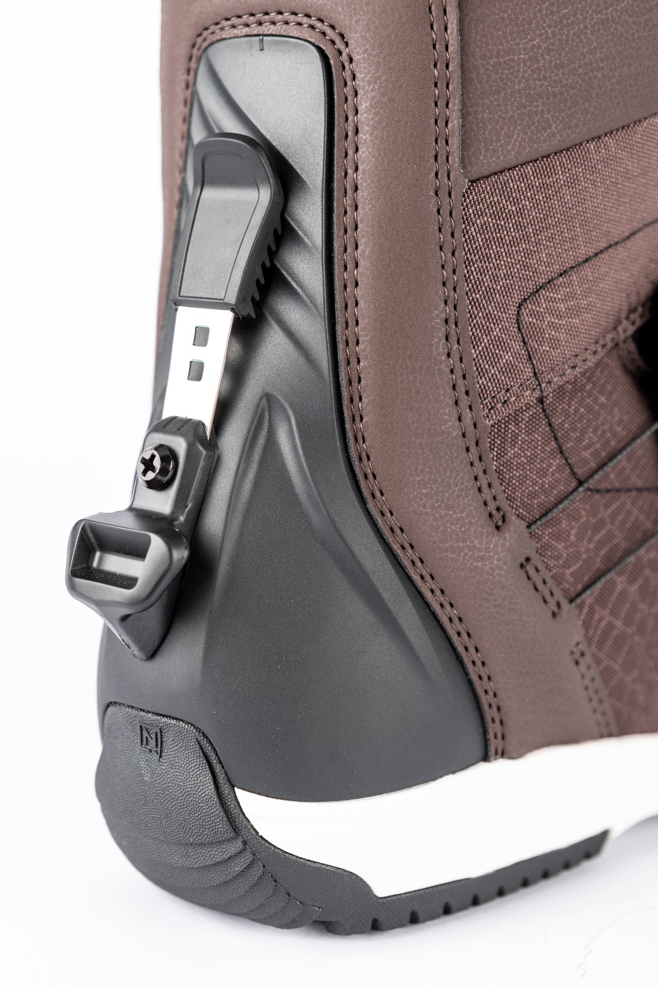 MONARCH STEP ON TLS 2026