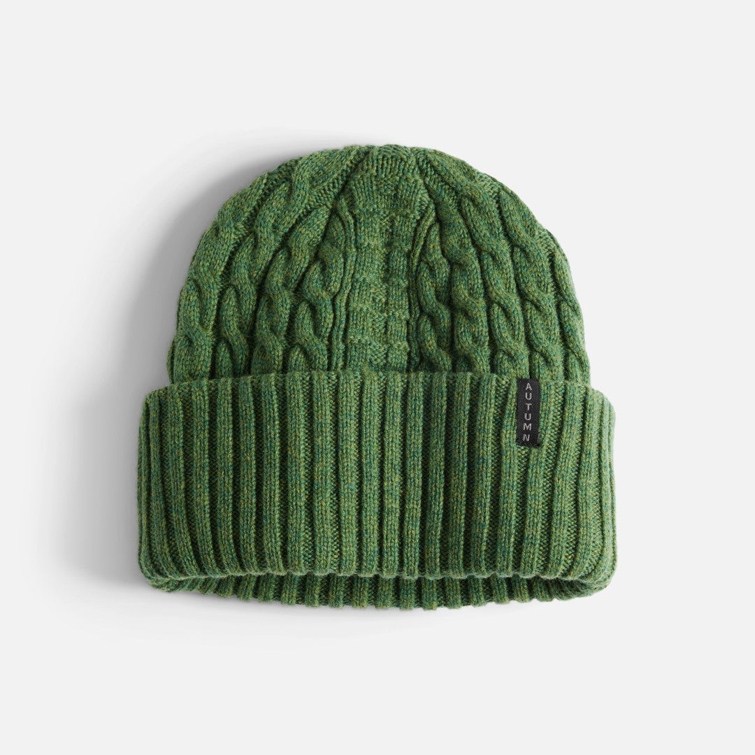 CABLE KNIT BEANIE